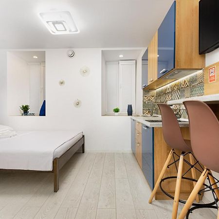 Apart Hotel Lyon D'Opera Odessa Ngoại thất bức ảnh