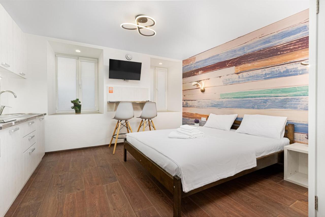 Apart Hotel Lyon D'Opera Odessa Ngoại thất bức ảnh