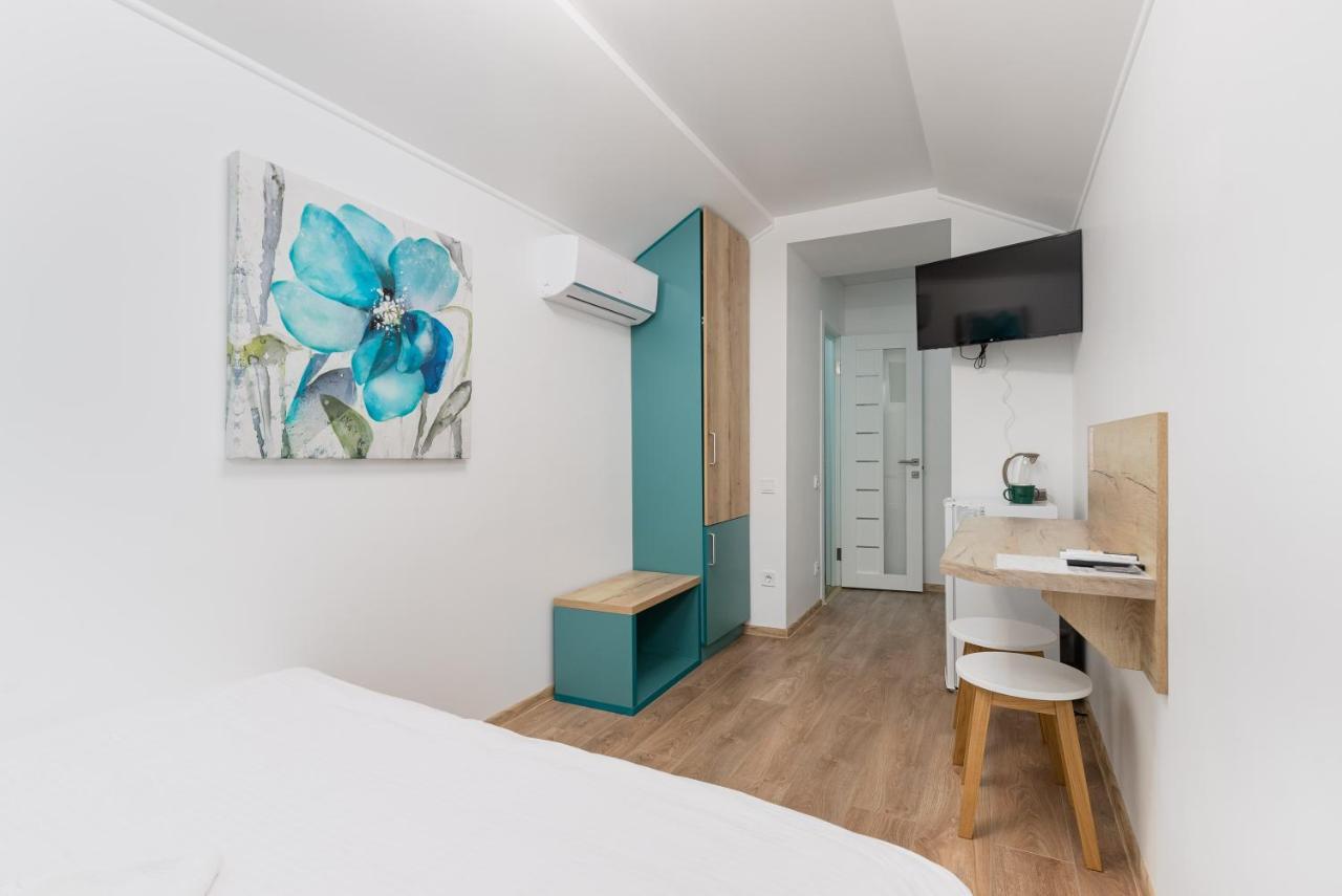 Apart Hotel Lyon D'Opera Odessa Ngoại thất bức ảnh