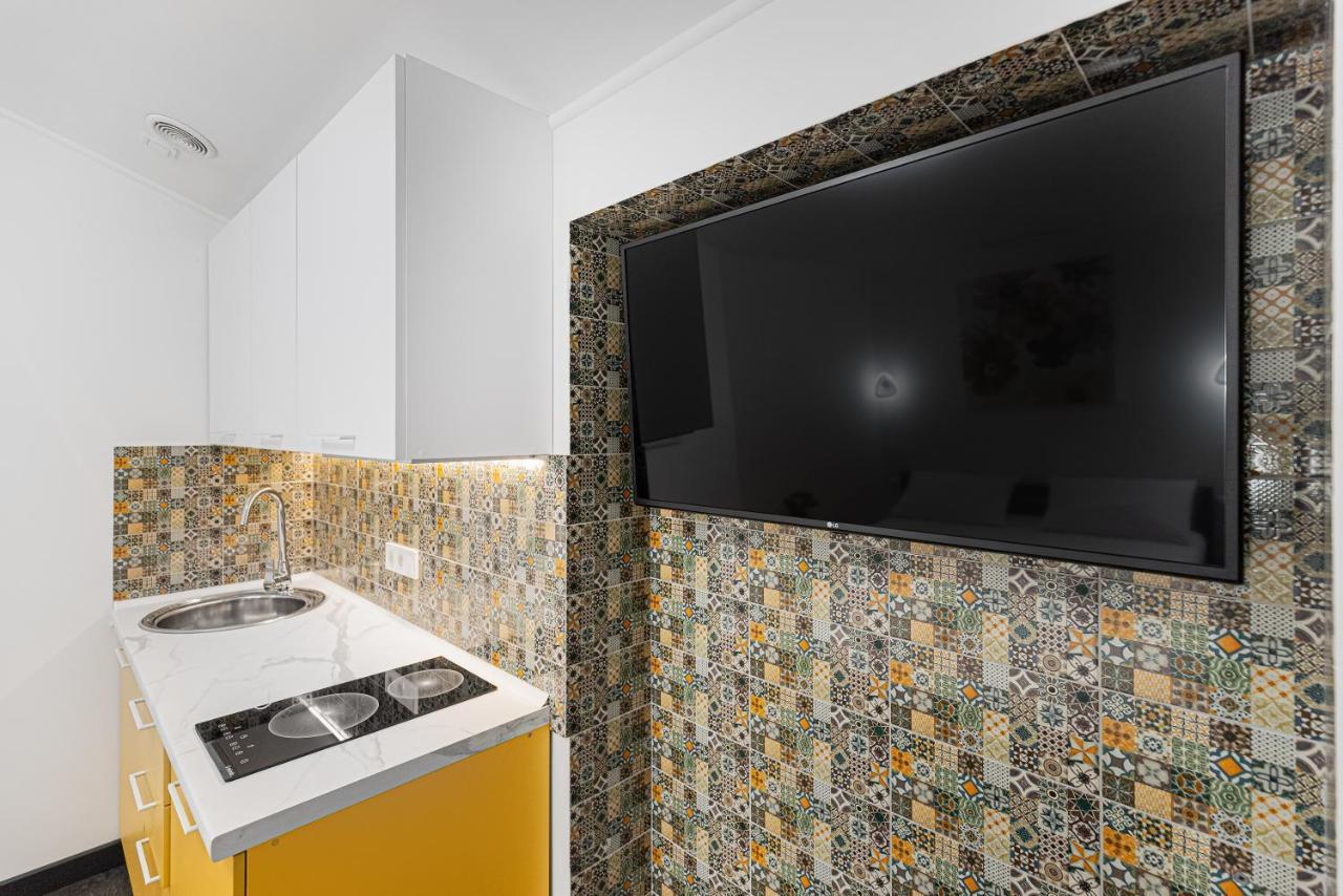 Apart Hotel Lyon D'Opera Odessa Ngoại thất bức ảnh