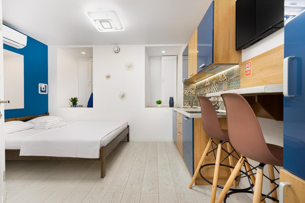 Apart Hotel Lyon D'Opera Odessa Ngoại thất bức ảnh